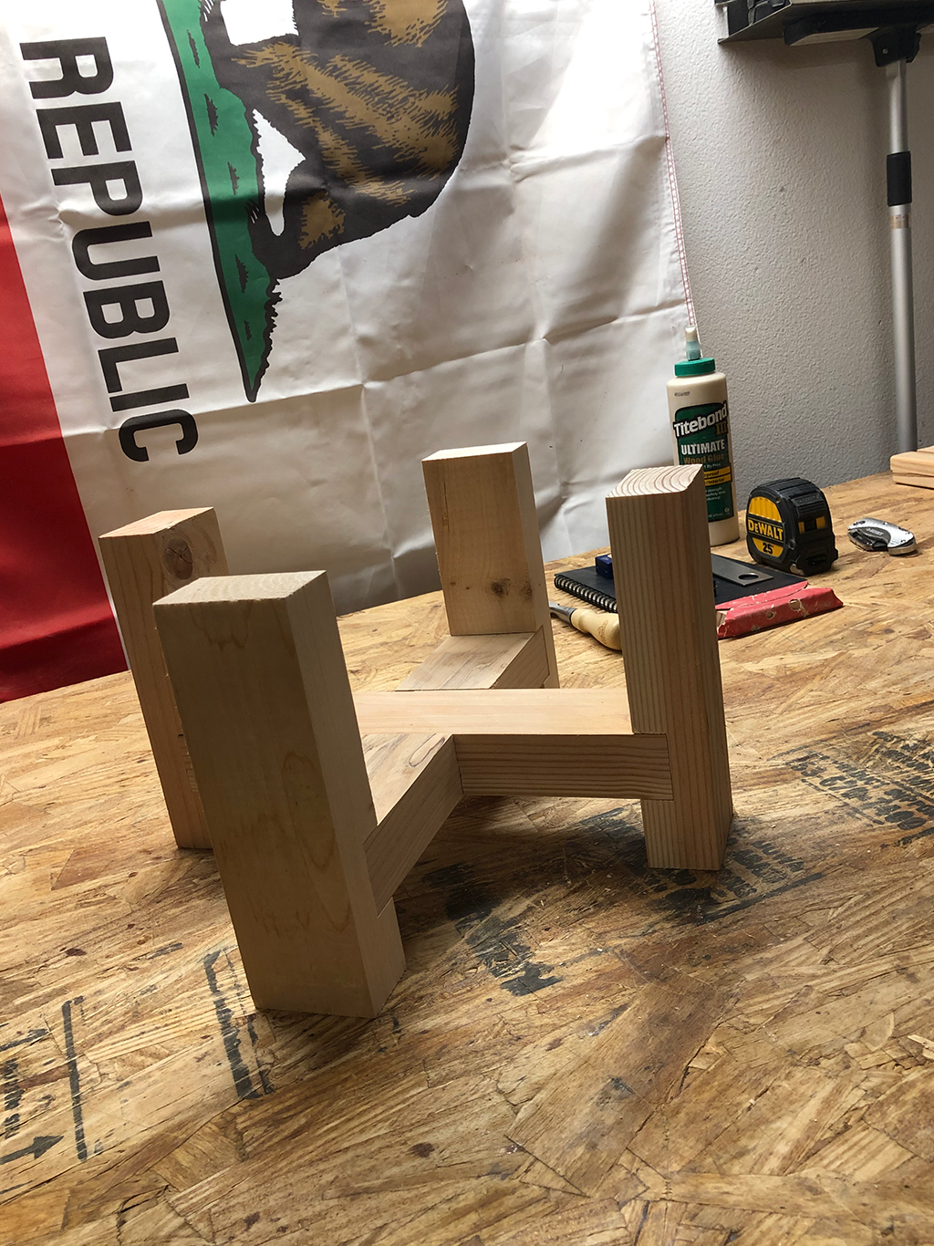 Woodworking - Simple 2x4 Plant Stand